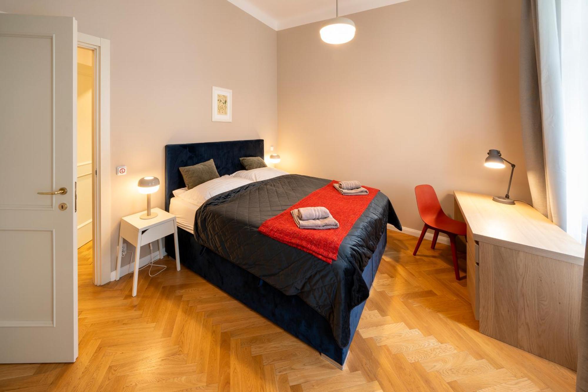 Apart Hotel Zborovska Прага Экстерьер фото
