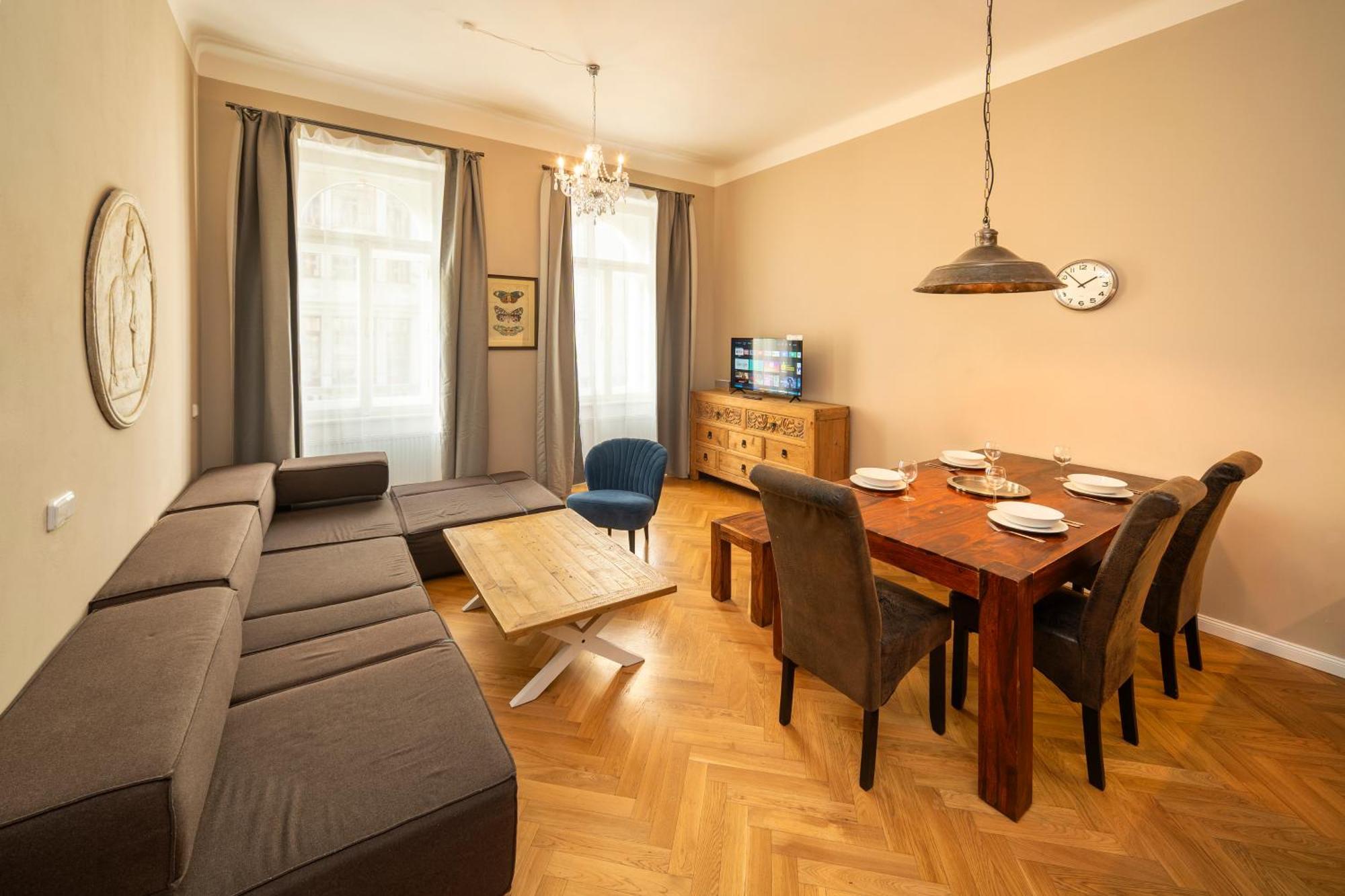 Apart Hotel Zborovska Прага Экстерьер фото