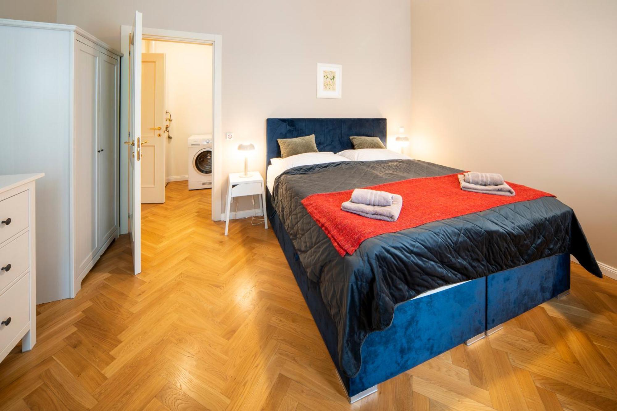 Apart Hotel Zborovska Прага Экстерьер фото