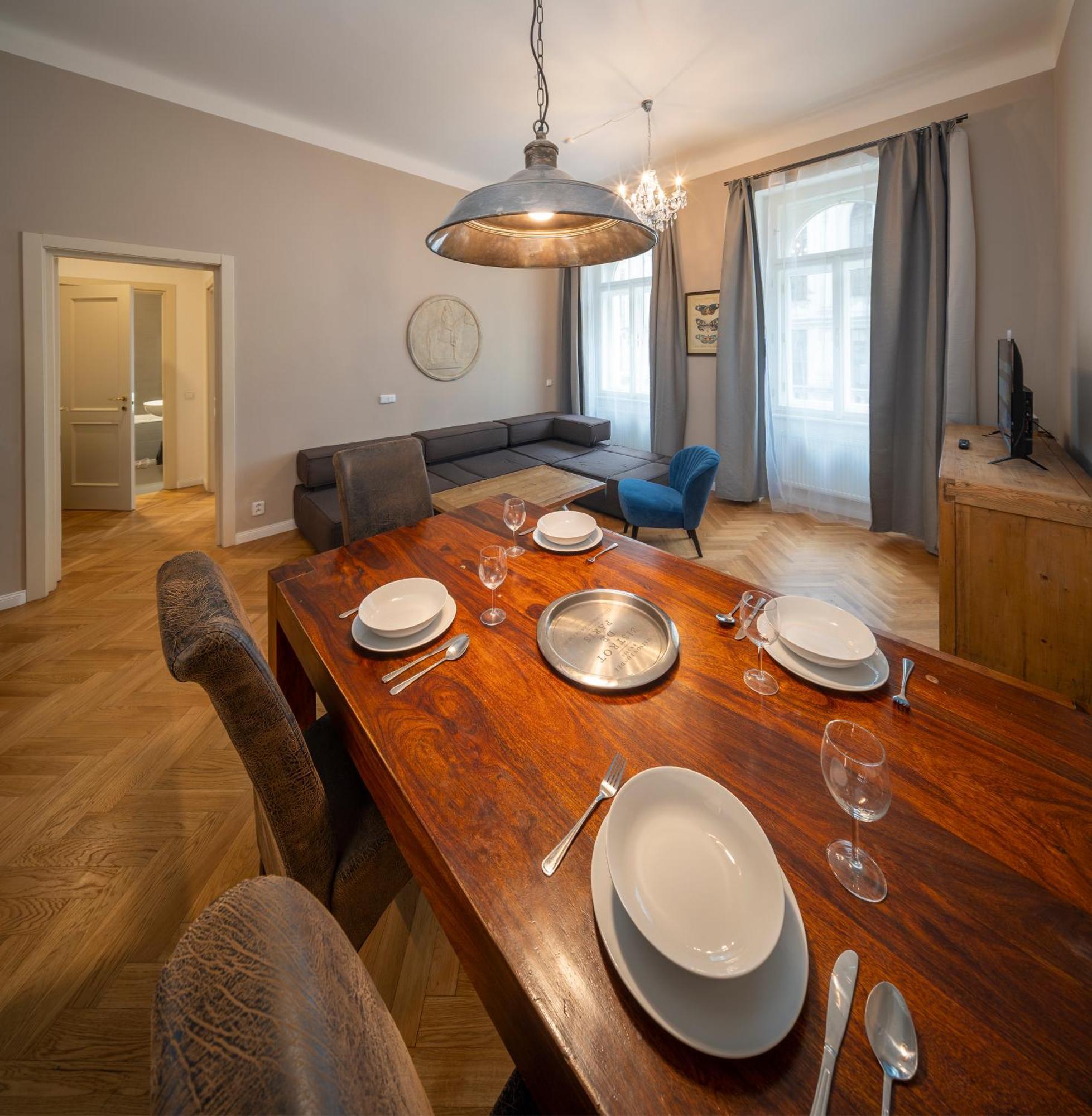 Apart Hotel Zborovska Прага Экстерьер фото