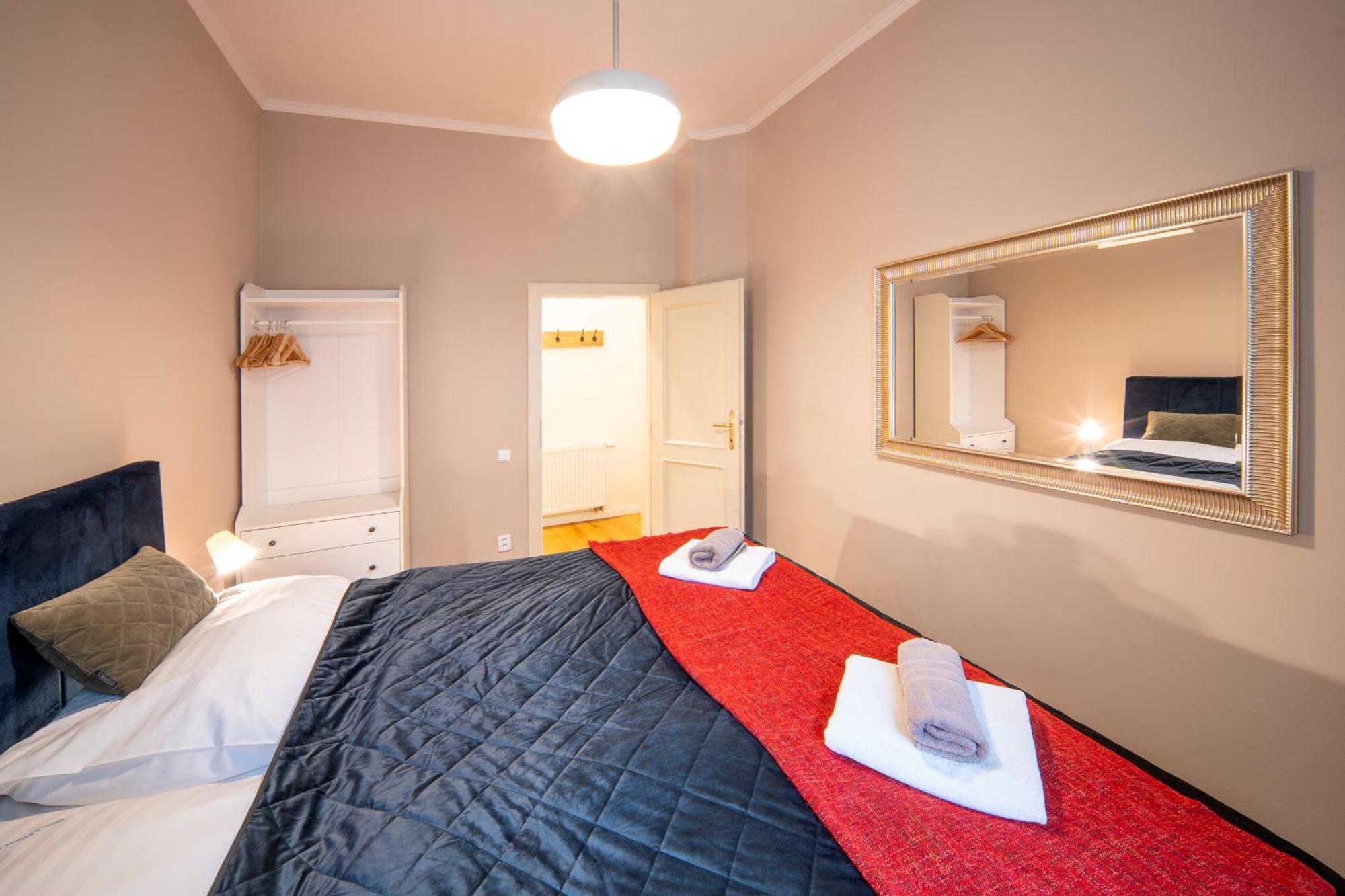 Apart Hotel Zborovska Прага Экстерьер фото