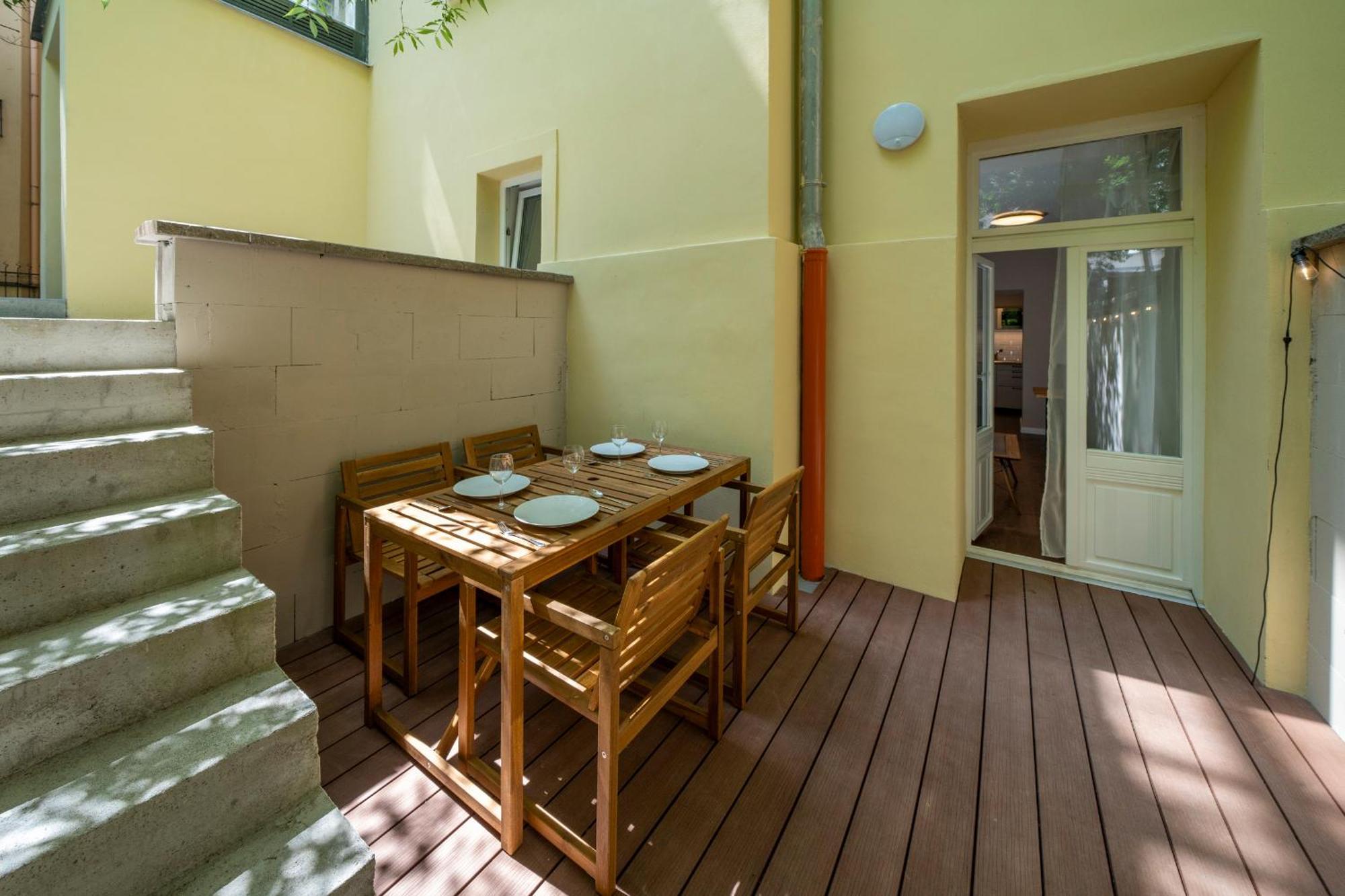 Apart Hotel Zborovska Прага Экстерьер фото